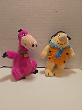 Vintage 1989/90 Fred Flintstone And Dino Plush 10" Dolls